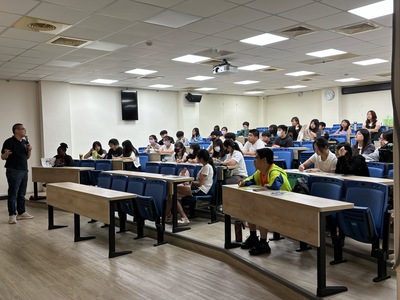 1140709台中家商蒞校參訪